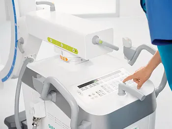 Мобильный рентгенохирургический аппарат типа C-дуга Siemens Cios Select